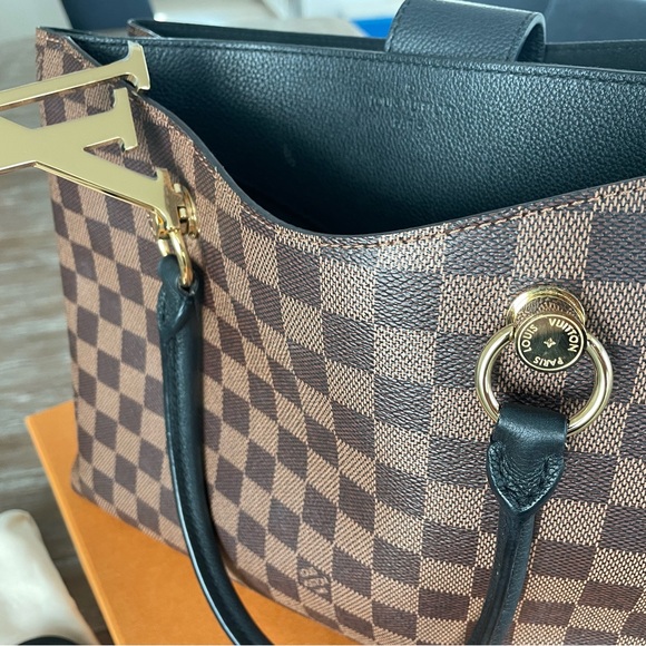 Louis Vuitton River Damier Ebene 2 Way Shoulder Bag - Picture 8 of 16